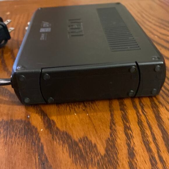 RCA DTA800B1 Digital-to-Analog TV Converter Box NO REMOTE - Picture 6 of 8